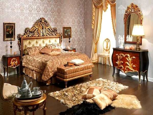 Queen Gold Bedroom Decor
