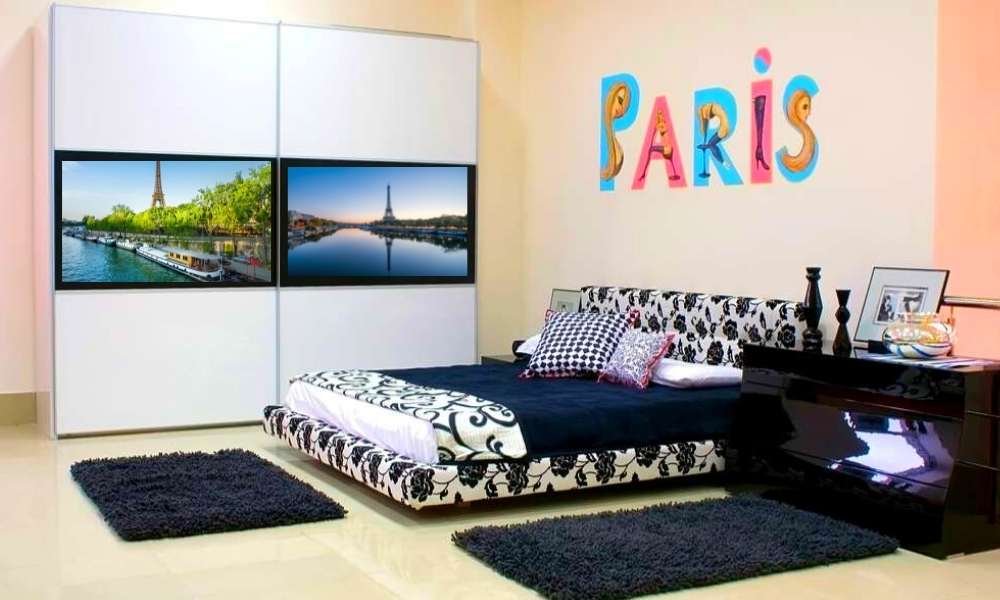 Best Tips For Paris Bedroom Decor