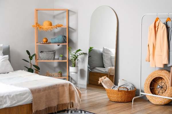 Wall Mirror in Rose Gold Bedroom