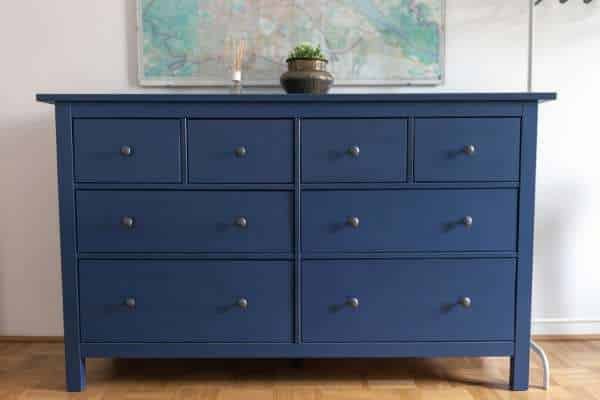 Dresser With Adjustable Shelves For Organization