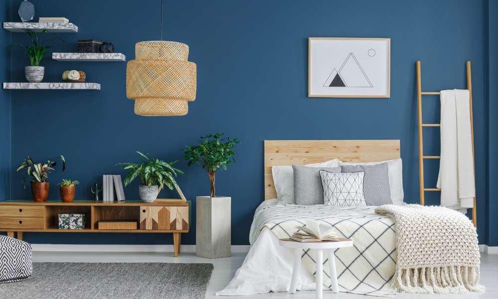 How To Decorate A Bedroom Wall
