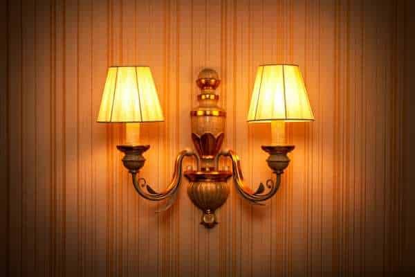 How to Choose the Right Wall Sconces and Lamps