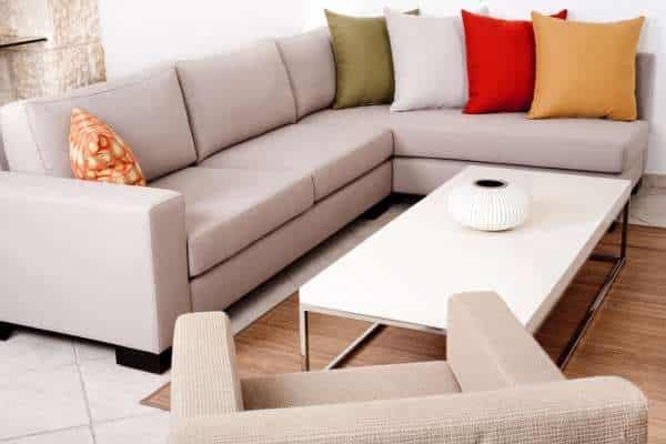 Incorporating Color and Texture into Your Sofa Arrangement