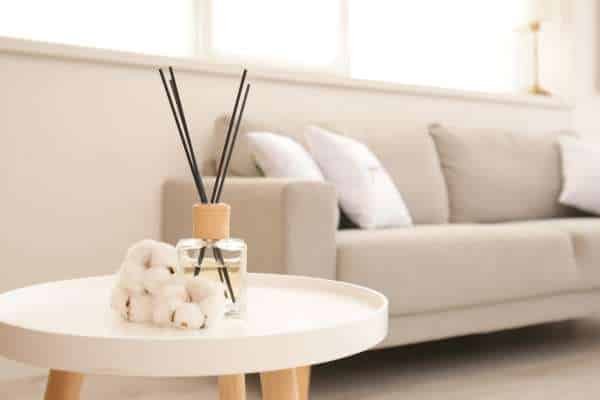 Choosing the Perfect Side Table for Your Living Room