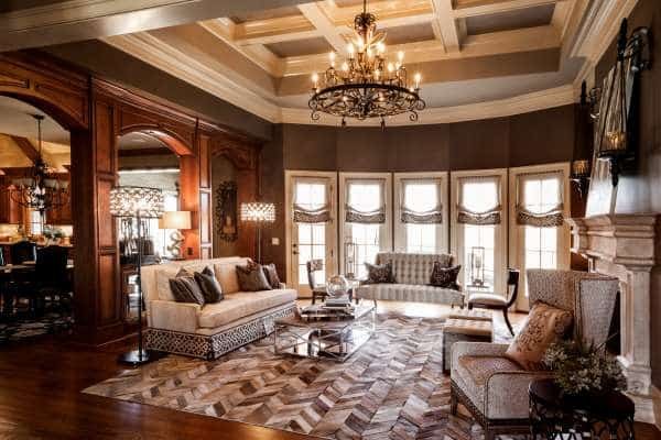 Choosing the Right Rug Shape for Your Living Room