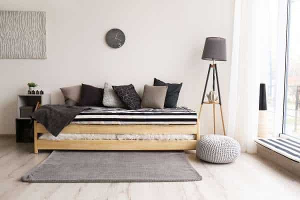 Rug Size and Furniture Arrangement: Finding the Right Balance