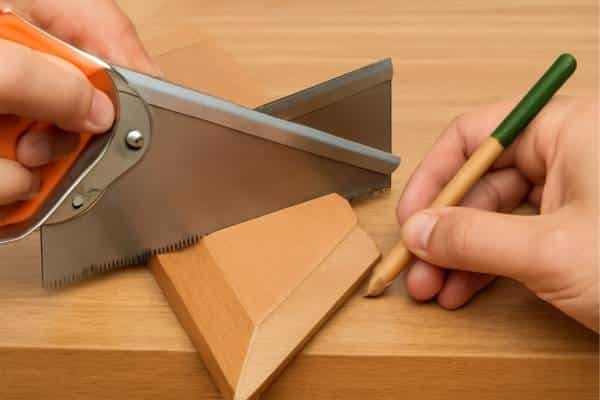 Cutting the Shelf Pieces To Miter Corner Shelves With Uneven Edge
