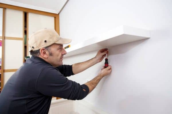How to Install Floating Shelves 