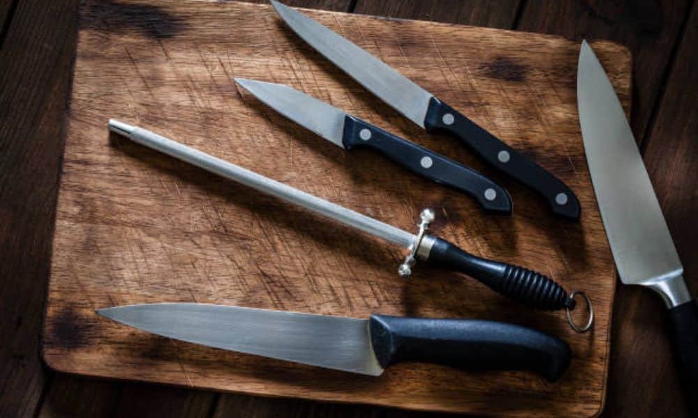 How To Keep Kitchen Knives Sharp
