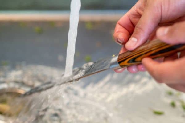 How to Store Knives After Cleaning