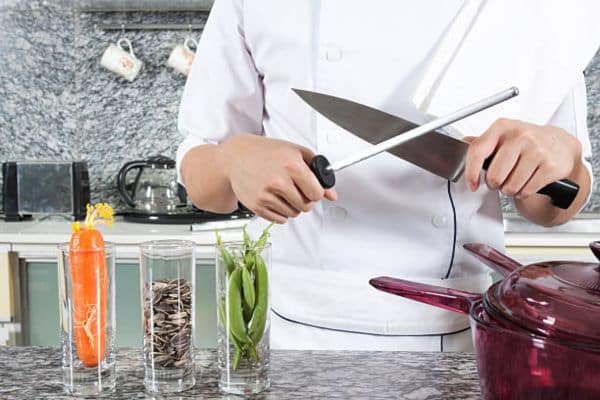 Practical Tips for Sharpening Your Kitchen Knife
